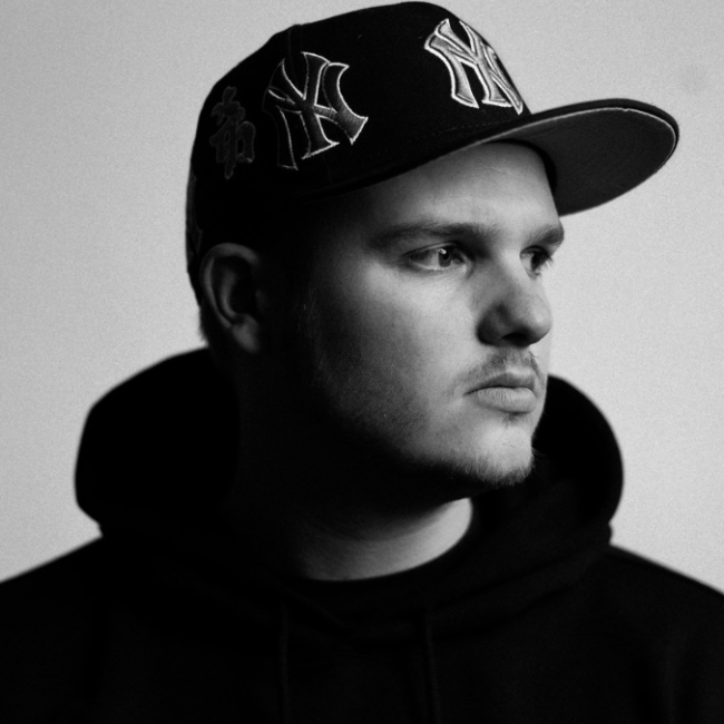 Julian Cross Hits Ground Running with "Do 4 Love"