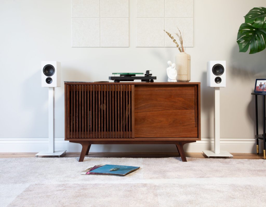 PSB iQ1 Speakers