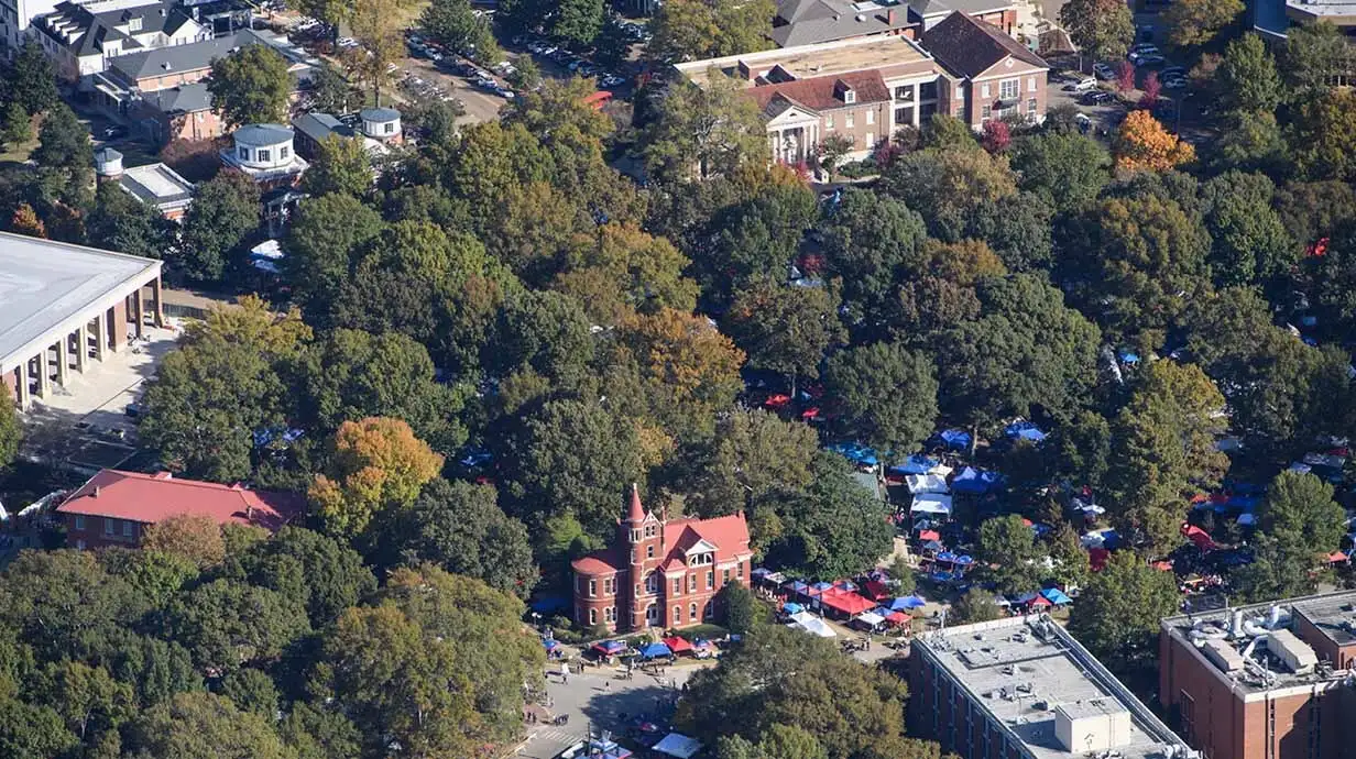 Arrests Made and Kratom Seized Following Deaths of Two Ole Miss Students
